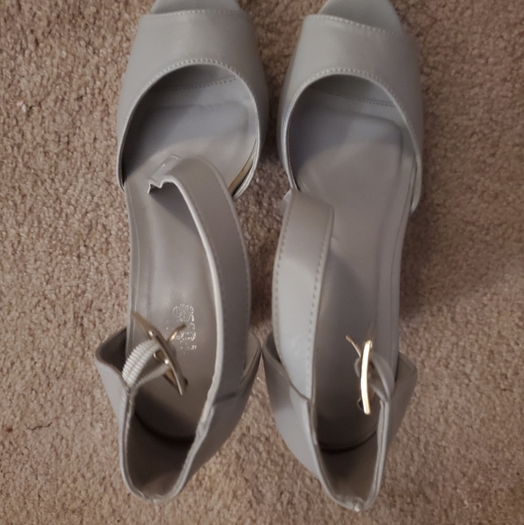 Size 8 Block Heeled Platform - Picture 5 of 5